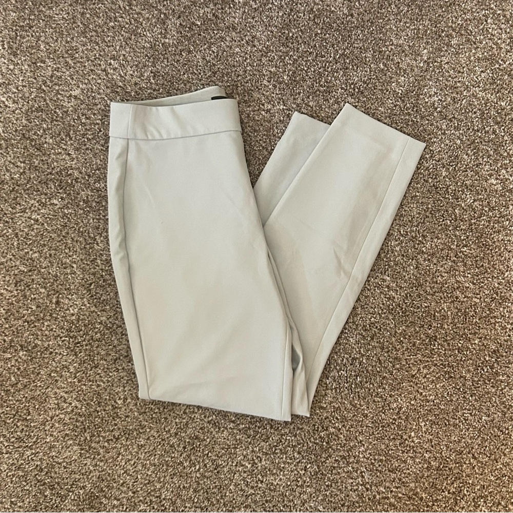NWOT EXPRESS Supersoft Twill Skinny High Rise Skinny Pant